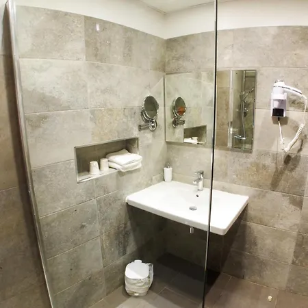 Les Flots Bleus Szálloda 3*