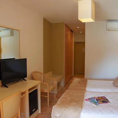 Les Flots Bleus 3* Porto (Corsica)