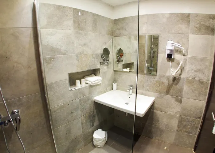 Les Flots Bleus Hotel 3*