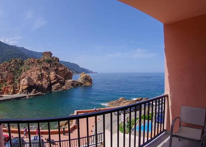 Les Flots Bleus 3* Porto (Corsica)