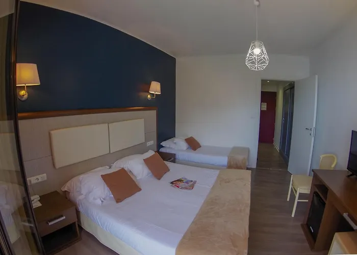 Hotel Les Flots Bleus